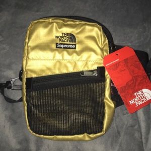 Supreme north face shoulder bag